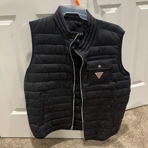 GUESS VEST IN BLACK